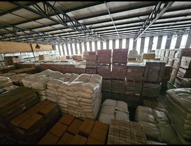 962M² WAREHOUSE TO LET IN NORTH RIDING